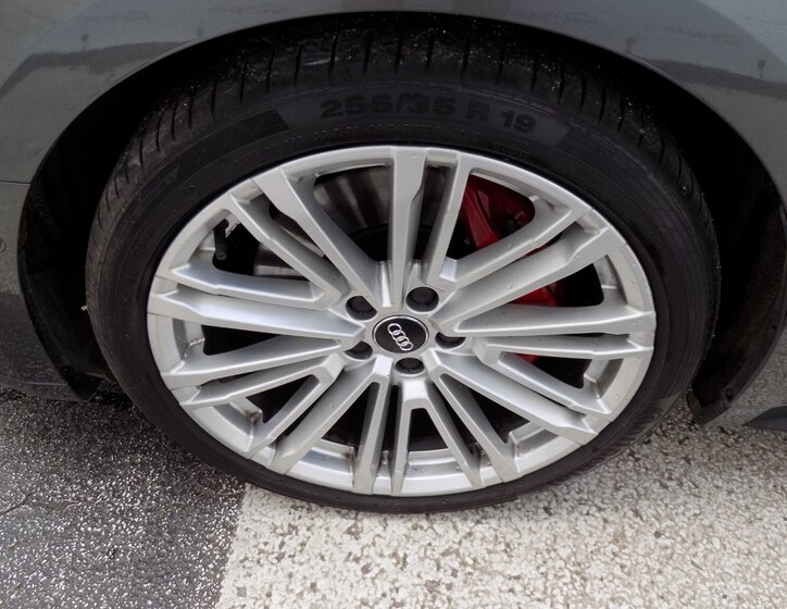 Audi S5 45