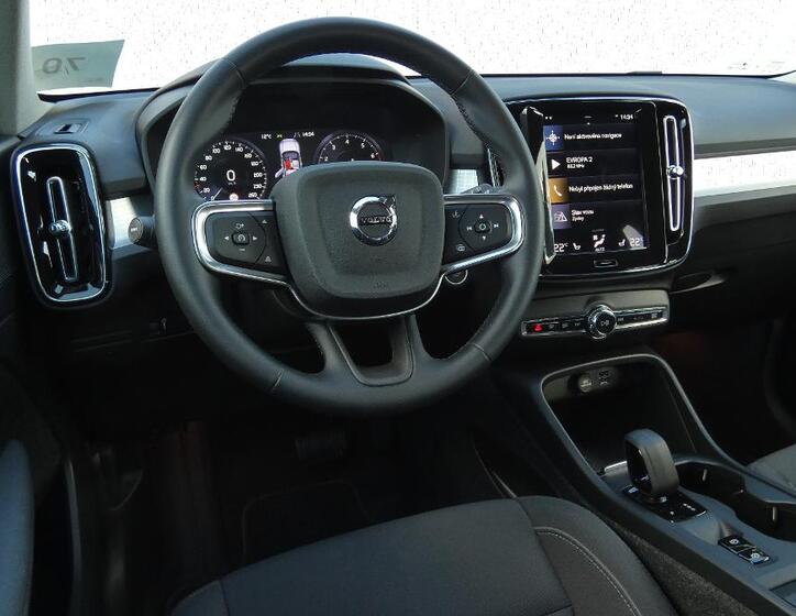 Volvo XC40 5