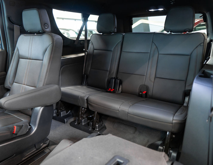 Chevrolet Suburban 43