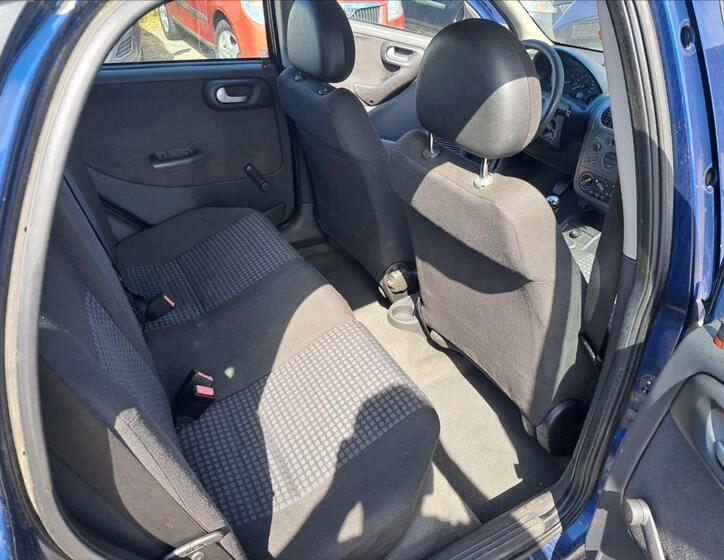 Opel Corsa 33