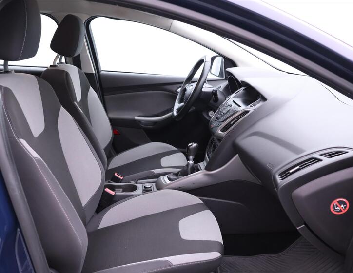 Ford Focus 12