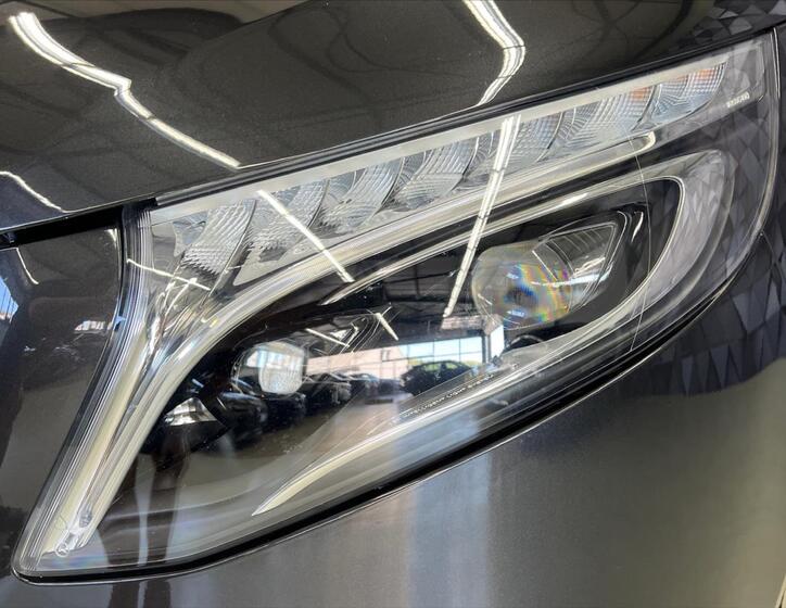 Mercedes-Benz Třídy V 8