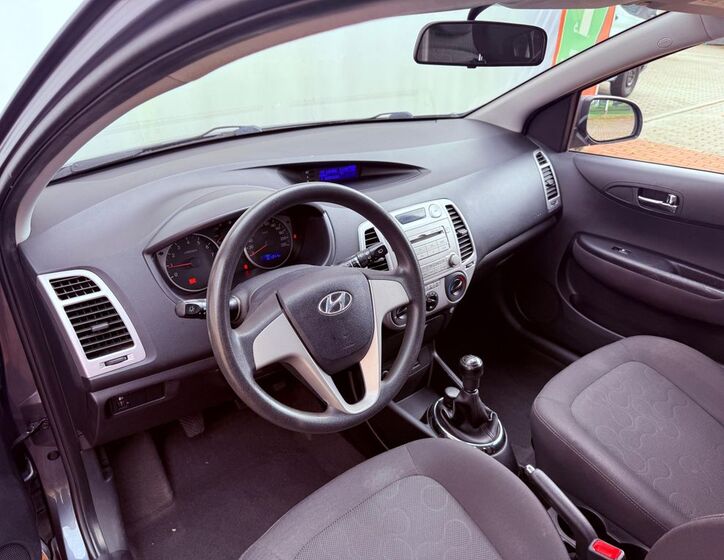Hyundai i20 11