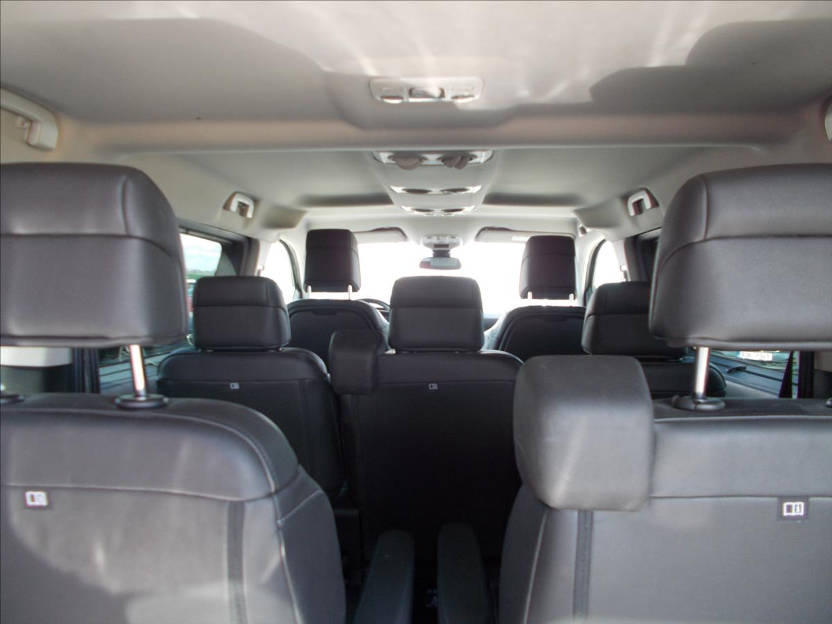 Peugeot Traveller