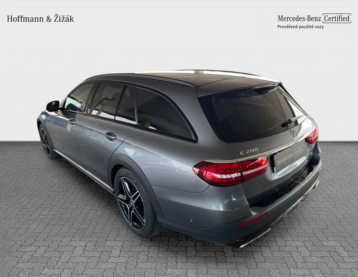 Mercedes-Benz Třídy E 7