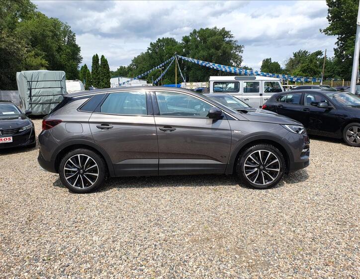 Opel Grandland X 4