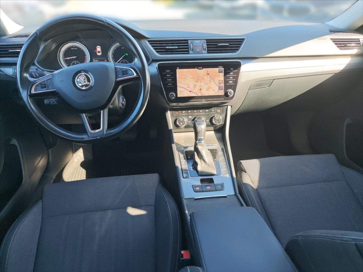 Škoda Superb