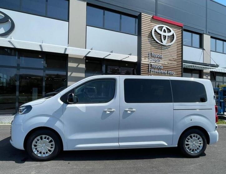 Toyota ProAce Verso 3