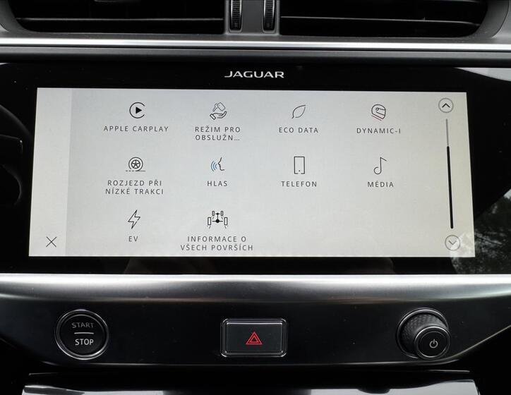 Jaguar I-Pace 31