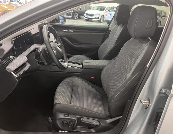 Škoda Superb 22