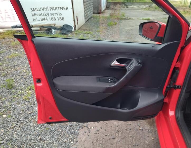 Volkswagen Polo 16