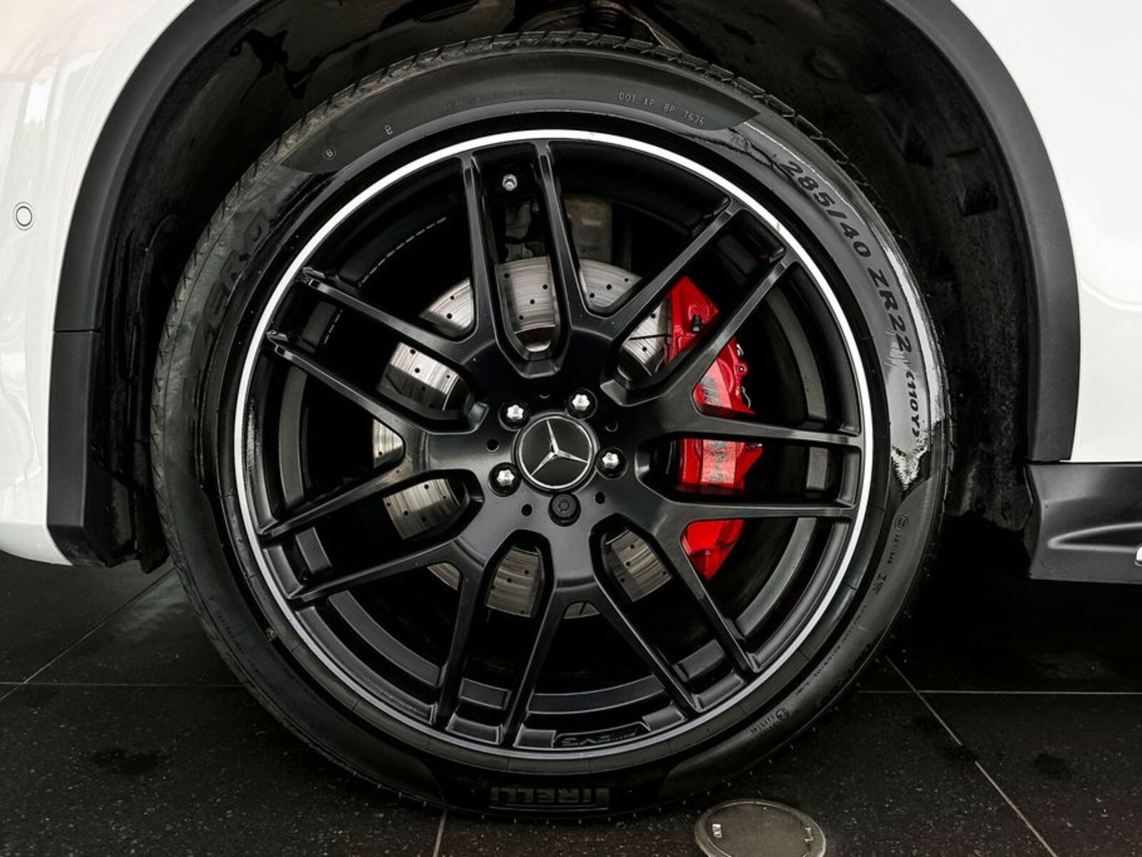Mercedes-Benz GLE 10