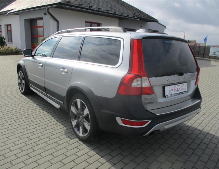 Volvo XC70 3