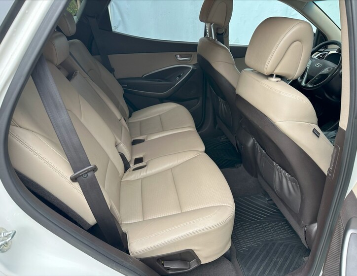 Hyundai Santa Fe 14
