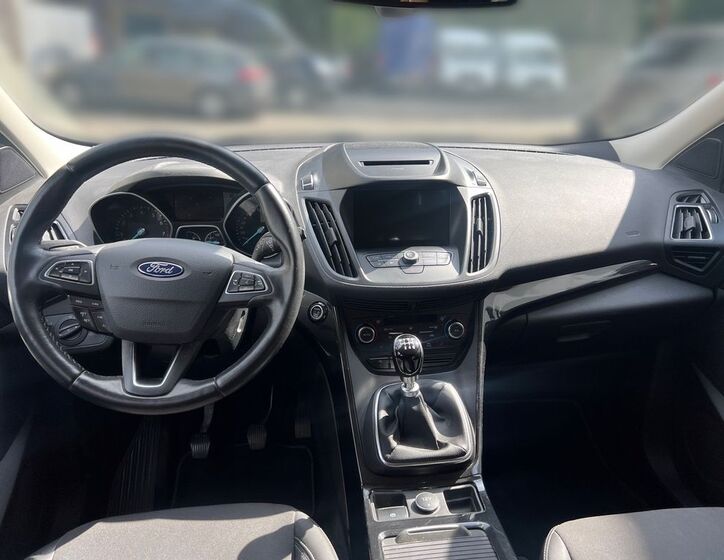 Ford Kuga 7
