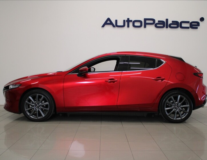 Mazda 3 5