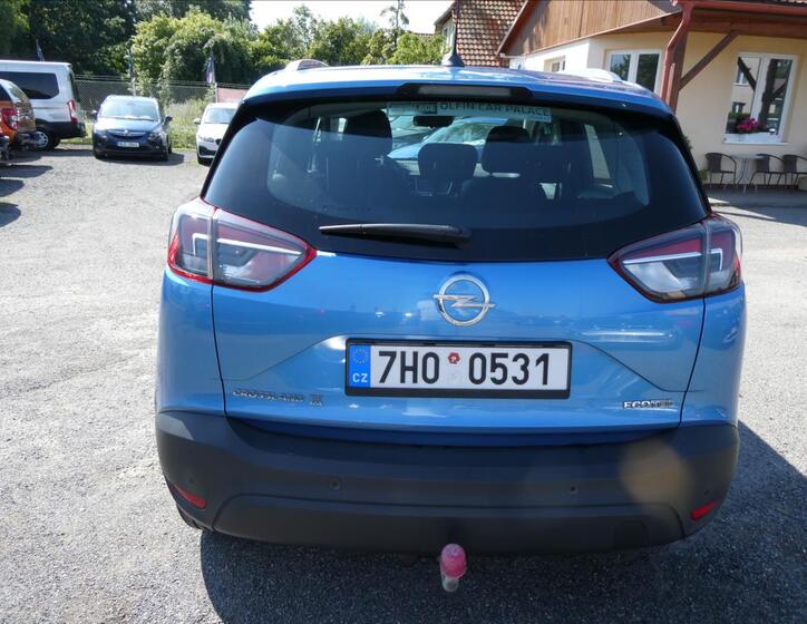 Opel Crossland X 9
