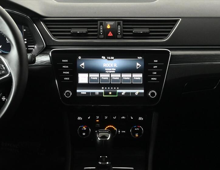 Škoda Superb 12