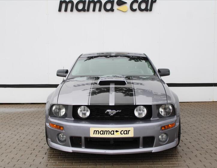 Ford Mustang 2