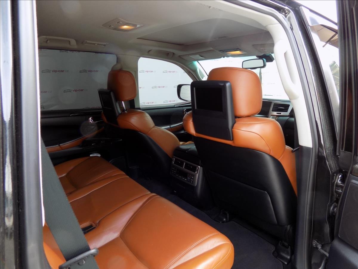 Lexus LX 570