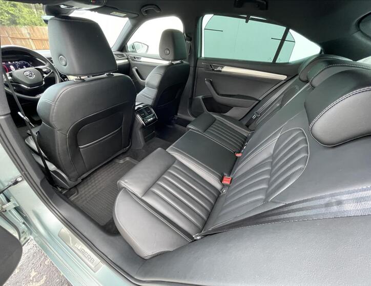 Škoda Superb 18
