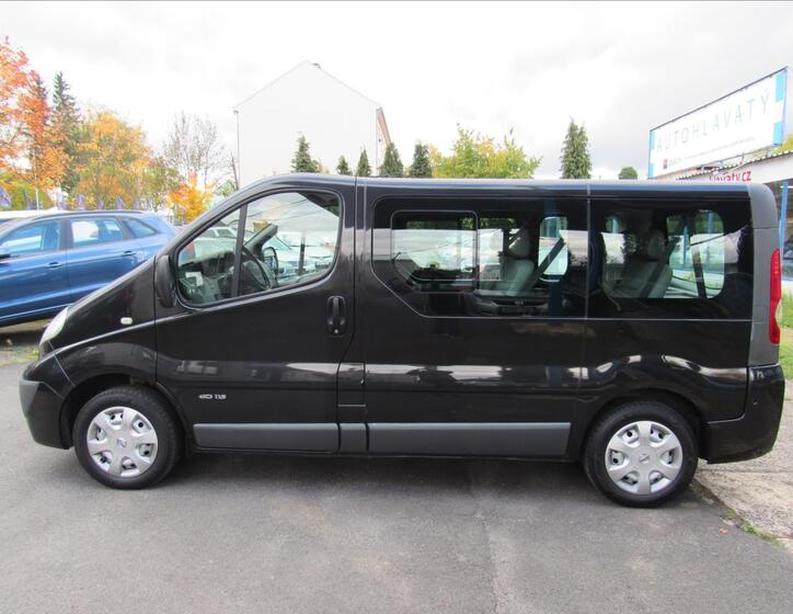 Nissan Primastar 7