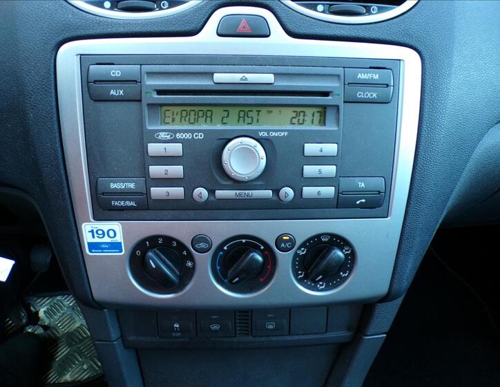 Ford Focus 8
