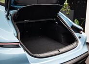 Porsche Taycan 18