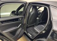 Porsche Cayenne 43