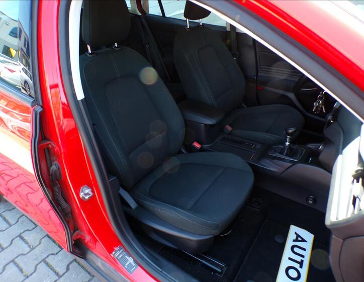 Ford Focus 25