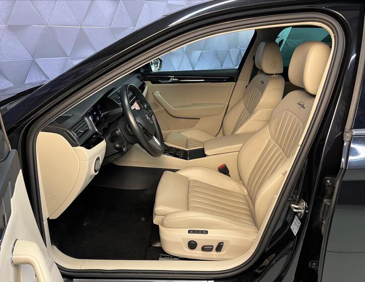Škoda Superb 10
