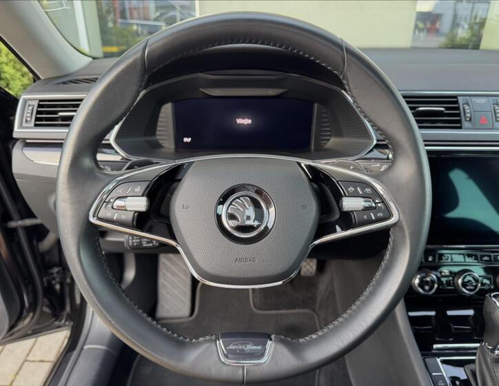 Škoda Superb 21