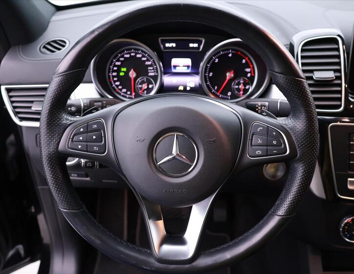 Mercedes-Benz GLE 21