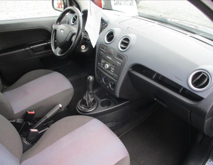 Ford Fusion 9
