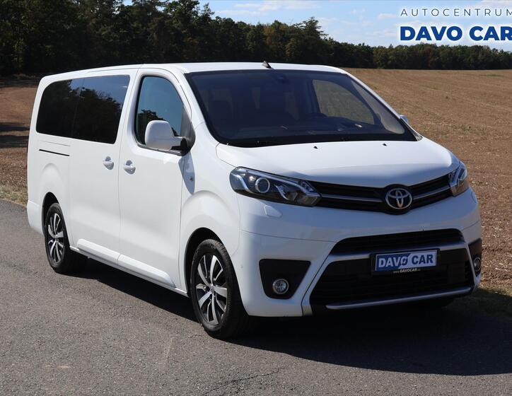 Toyota ProAce Verso 1