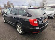 Škoda Superb 8