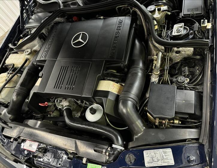 Mercedes-Benz 124 35