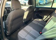 Volkswagen Golf 17