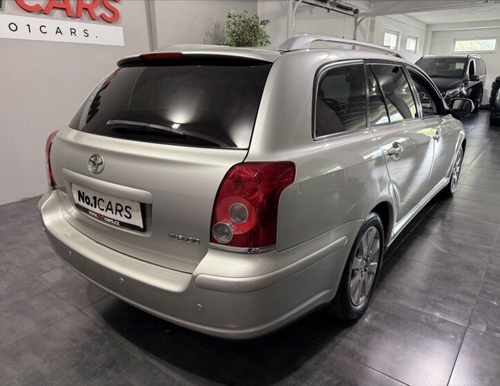Toyota Avensis 5