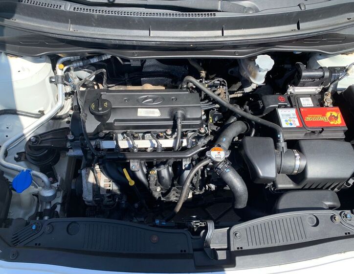 Hyundai i20 25