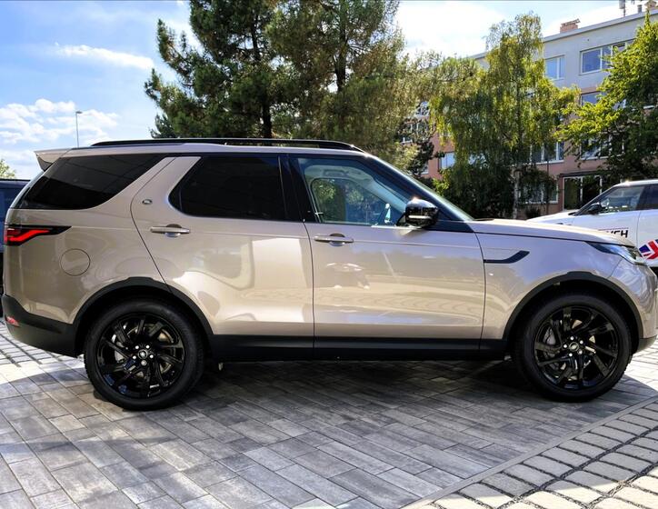 Land Rover Discovery 11