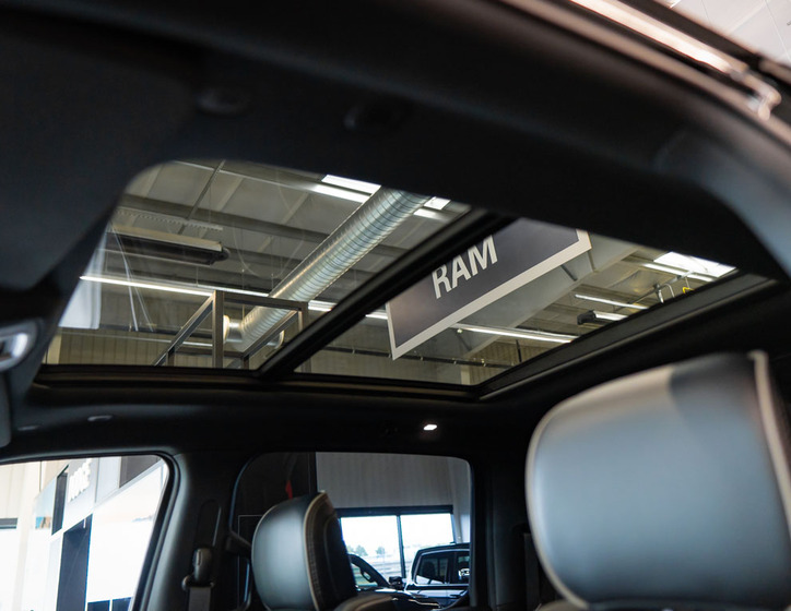 Dodge RAM 32