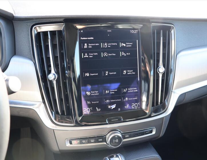 Volvo S90 19