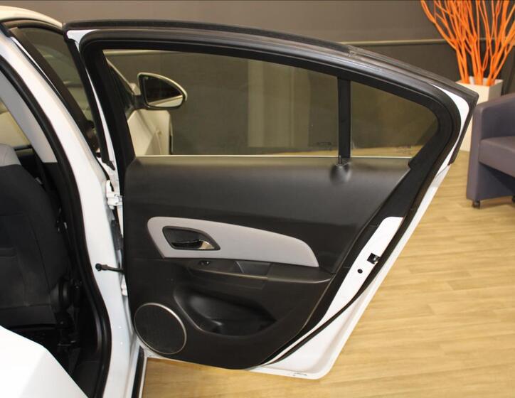 Chevrolet Cruze 18