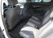 Peugeot 5008 17