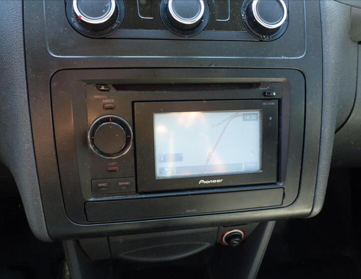 Volkswagen Caddy 27