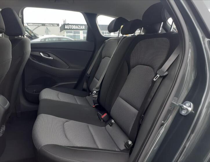 Hyundai i30 10