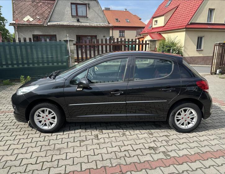 Peugeot 207 8