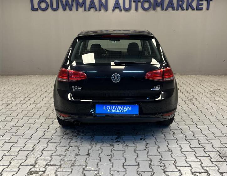 Volkswagen Golf 13