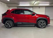 Toyota Yaris Cross 4